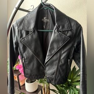 Hollister Women's Black Faux Leather Crop Jacket XXS